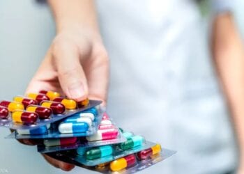 الوصفة والعدوى.. أهم الأسئلة الشائعة عن المضادات الحيوية يجيب عنها “صحي القصيم”