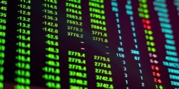 مؤشر سوق الأسهم السعودية يغلق مرتفعًا عند مستوى 11641.31 نقطة