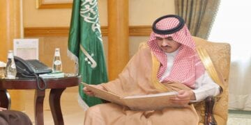 نائب أمير منطقة مكة المكرمة يطّلع على الخطط والأعمال التي تنفذها شركة المياه الوطنية بالمنطقة
