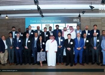 "موانئ" تجتمع مع كبرى شركات سفن التغذية لتعزيز ربط المملكة بموانئ العالم