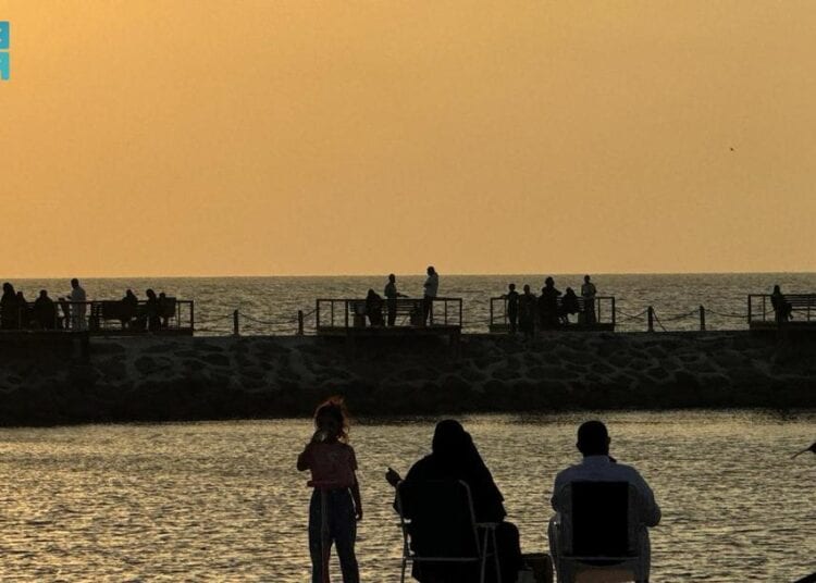 بمشاركة الأهالي والزوار .. أجواء الفرح تزين فعاليات موسم شتاء جازان ٢٠٢٥
