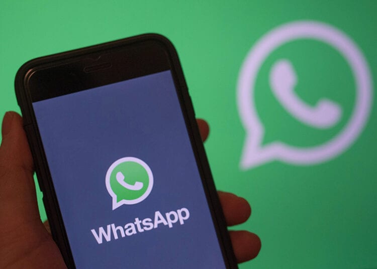 تحذيرات بريطانية للهيئات الصحية من استخدام موظفيها “واتساب