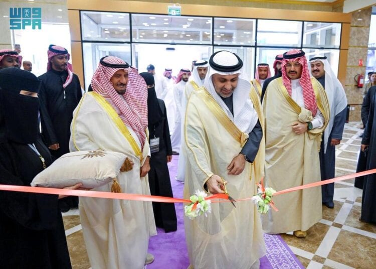 الأمير تركي بن طلال يفتتح مستشفى الحياة الوطني بأبها