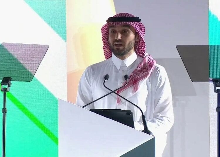 وزير الرياضة: هناك طلبات من 25 شركة للاستثمار في أندية تم طرحها للتخصيص
