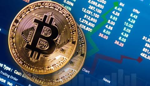 بدعم من فوز دونالد ترامب.. بيتكوين تتجاوز 93 ألف دولار