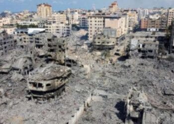 6 شهداء وعدد من الجرحى جراء قصف إسرائيلي استهدف خيمة نازحين بمخيم النصيرات