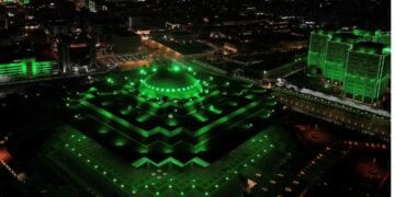 عنيزة تحتفل بفوز المملكة باستضافة كأس العالم 2034