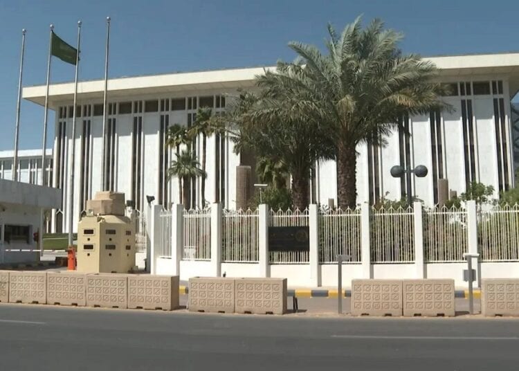 "ارتفاع الأصول الاحتياطية للبنك المركزي السعودي إلى 433.8 مليار دولار في أكتوبر"