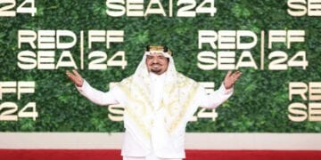 عبد الله السدحان: ابتعدت عن الإنتاج الفني بسبب إرهاقه