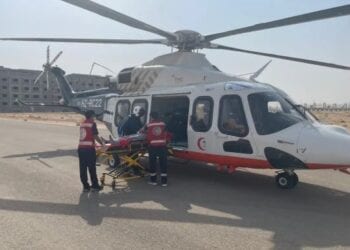 الإسعاف الجوي” ينقل مصابًا من “نفود محيوة” بمحافظة أبانات إلى مستشفى بريدة المركزي