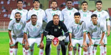 غدا.. مواجهةٌ قوية للمنتخب العماني أمام “الأزرق” الكويتي في افتتاح خليجي 26