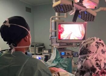 مجمع الملك عبدالله الطبي بجدة” يُنهي آلام خمسيني من التشنجات بشرايين القلب