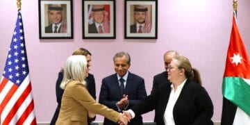 الأردن والولايات المتحدة الأمريكية يوقعان اتفاقية منحة بقيمة 845.1 مليون دولار