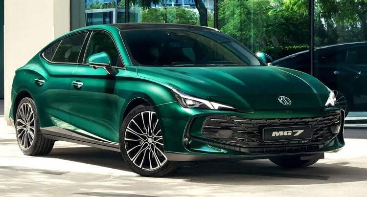 سعر سيارة MG7 2025 في السعودية: أهم المميزات والعيوب