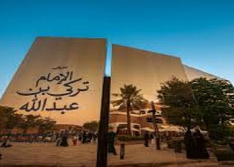 موسم الدرعية يمدد معرض “مجد مباري” حتى 11 يناير المقبل