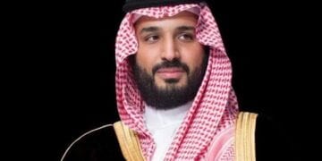 سمو ولي العهد يجري اتصالاً هاتفيًا بملك المغرب للاطمئنان على صحته