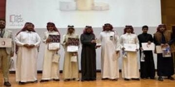 "أبناء جازان يتفاعلون مع جلسات الإرشاد المهني في ظل التحول الرقمي والذكاء الاصطناعي"
