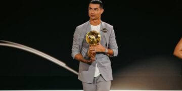 النصر يُشيد برونالدو بعد فوزه التاريخي بجائزتي جلوب سوكر