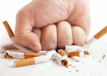 منها الانشغال بنشاط آخر والحصول على دعم المؤسسات المختصة.. خطوات مهمة للإقلاع عن التدخين