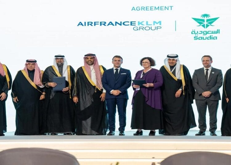الخطوط السعودية توقع مذكرة تفاهم مع الخطوط الفرنسية لتوسيع وتوطين قدرات الصيانة والإصلاح والتجديد