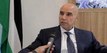 الأمين العام لمجلس التعاون يلتقي وزير الاستثمار الأردني