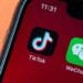 تطبيق “RedNote” الصيني يتصدر “App Store” وسط تهديدات بحظر “تيك توك” في الولايات المتحدة