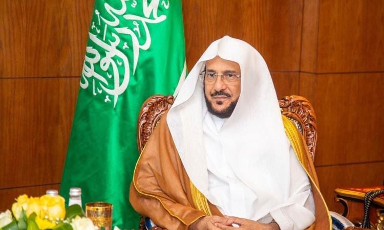 وزير الشؤون الإسلامية: القضية الفلسطينية تشغل وجدان أبناء المملكة قيادة وشعبا.. المملكة دائما مع الحق