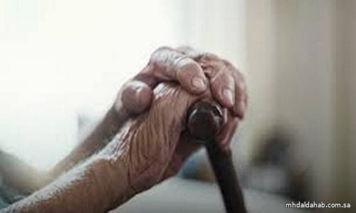 الأولوية لكبار السن في الخدمات الأساسية: توجيه من النيابة العامة