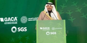 الجاسر: نمو بنسبة 15% في أعداد المسافرين في السعودية خلال 2024