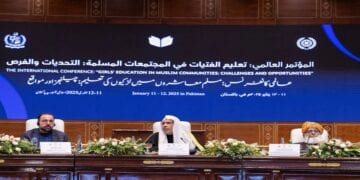 “الجلسة العُلمائية” تؤكد الإجماع الإسلامي على حق المرأة في التعليم قديماً وحديثاً