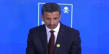 وزير السياحة السعودي: نسعى لجعل الرياض مركزاً عالمياً للأعمال