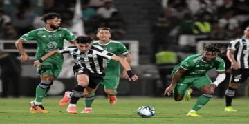نيوم يقترب من ضم مدافع الشباب نادر الشراري