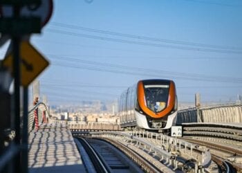 مسؤول: الهيئة الملكية لمدينة الرياض بدأت تقديم خدمة النقل الترددي في ⁧‎جامعة الملك سعود ⁩