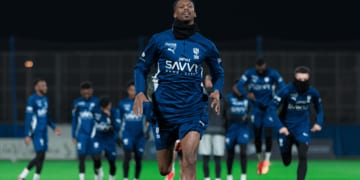 عقب دخوله الفترة الحرة.. الهلال يقترب من التجديد لـ”كنو”