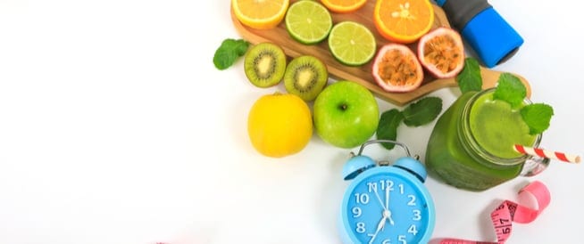 ما هي السوائل المسموح بها وقت ساعات الصيام المتقطع؟.. مختص يوضح