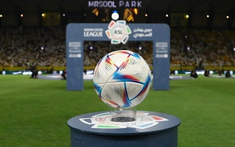 يوم التأسيس.. 3 جولات من دوري روشن السعودي للمحترفين اليوم