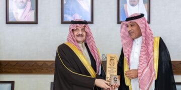 أمير الشرقية يدشن مشروع ”سي فرونت“ الاستثماري في القطيف