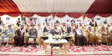 نائب أمير نجران يرعى مهرجان مغازرة الإبل ومسيرة الهجن والخيل في مهرجان شرورة الشتوي