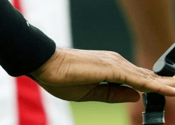 صافرة أوروبية لكلاسيكو الهلال والأهلي.. وأرجنتينية تضبط مواجهة النصر والعروبة!