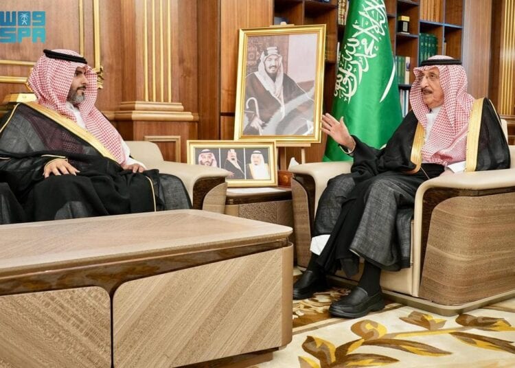 أمير جازان يستقبل ممثلي صندوق الاستثمارات العامة والإدارة التنفيذية في الشركة السعودية للقهوة