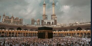 خلال موسم رمضان.. وظائف في المسجد الحرام والمسجد النبوي (رابط وموعد التقديم)