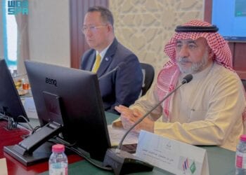 سفير تايلند لدى المملكة يطلع على الفرص الاستثمارية ضمن لقاء في غرفة القصيم