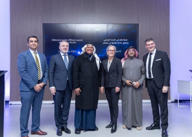 “إلكترومين” تُعيد “فولفو” إلى المملكة وتفتتح أول صالة عرض لسيارات الطاقة الجديدة في الرياض