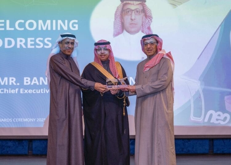 بحضور رئيس هيئة الطيران المدني.. تكريم الفائزين بجوائز السلامة في “طيران ناس” و”ناس جت”