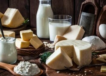 تجنبها.. أطعمة قد تزيد الالتهابات (إنفوجراف)