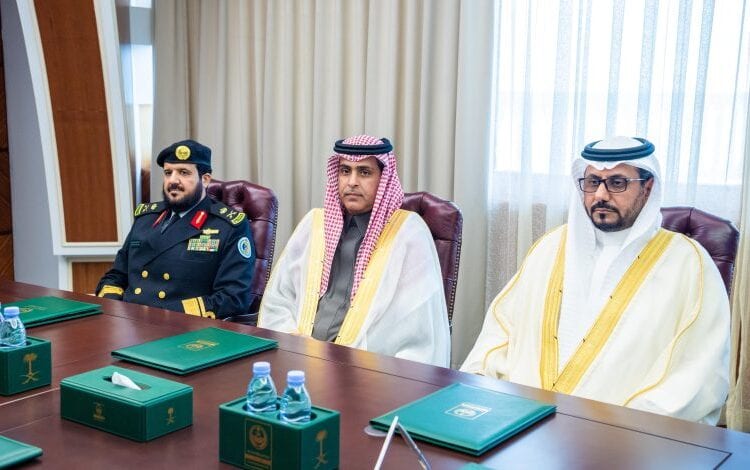 أمير الشرقية يدشن مبادرة “شاطئ الزبنة