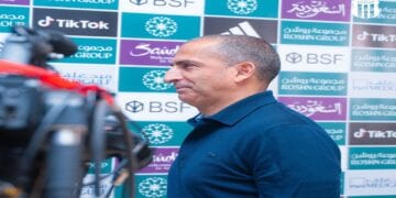 لموشي يمنح لاعبي الرياض راحة مستحقة بعد تعادل الهلال