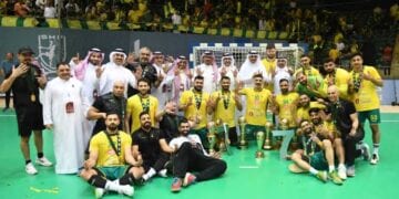 الخليج يواصل الصدارة والأهلي يجتاز الوحدة في ممتاز كبار اليد