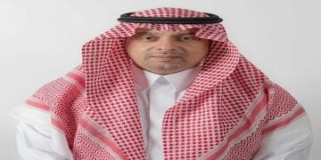 رئيس مجلس إدارة مجموعة stc والرئيس التنفيذي يهنئان القيادة بمناسبة يوم التأسيس