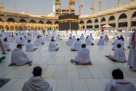 بدء التسجيل للاعتكاف في الحرمين الشريفين خلال شهر رمضان